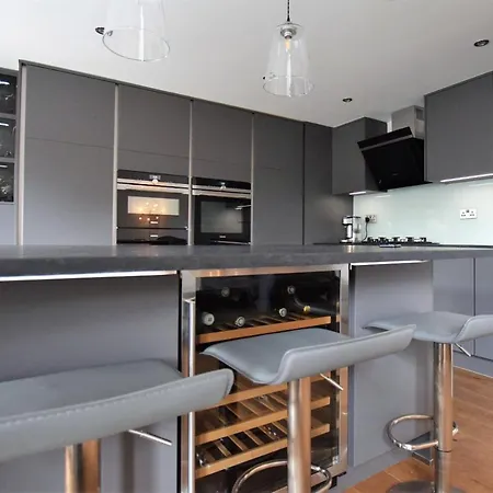 Mulberry Place - Yourapartment Apartment *